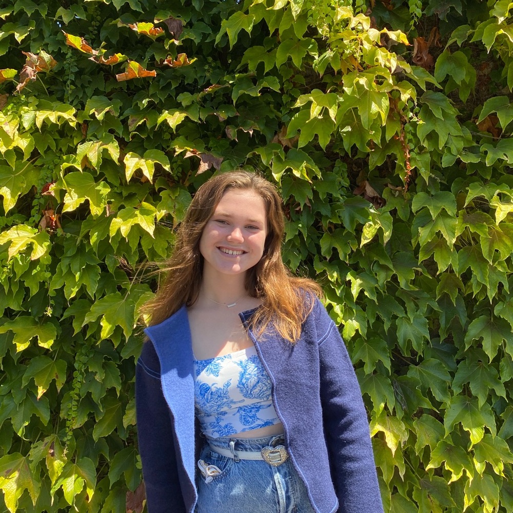 Meet your Posher, Megan